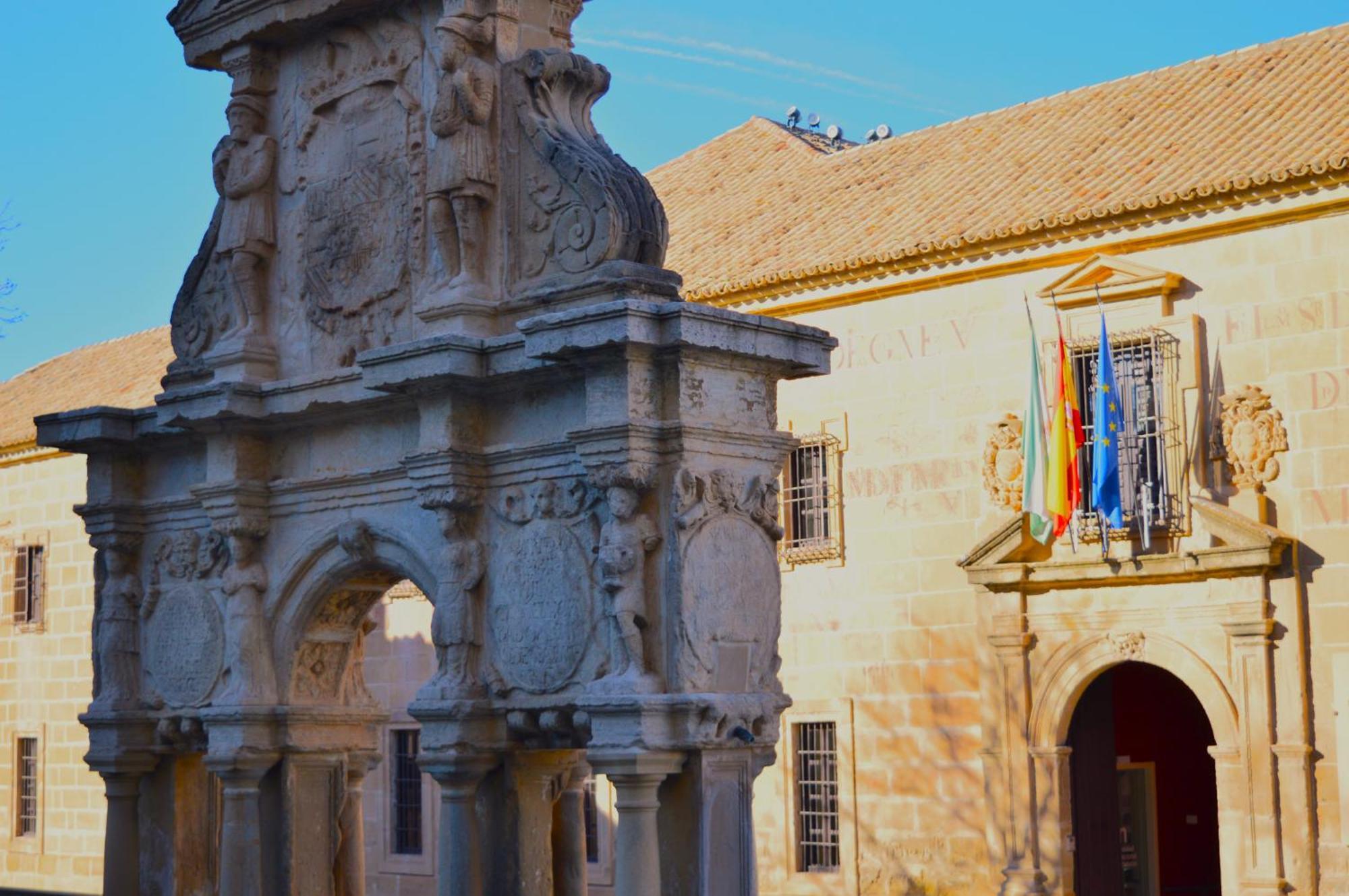 Hotel Baeza Monumental By Eme Hoteles المظهر الخارجي الصورة