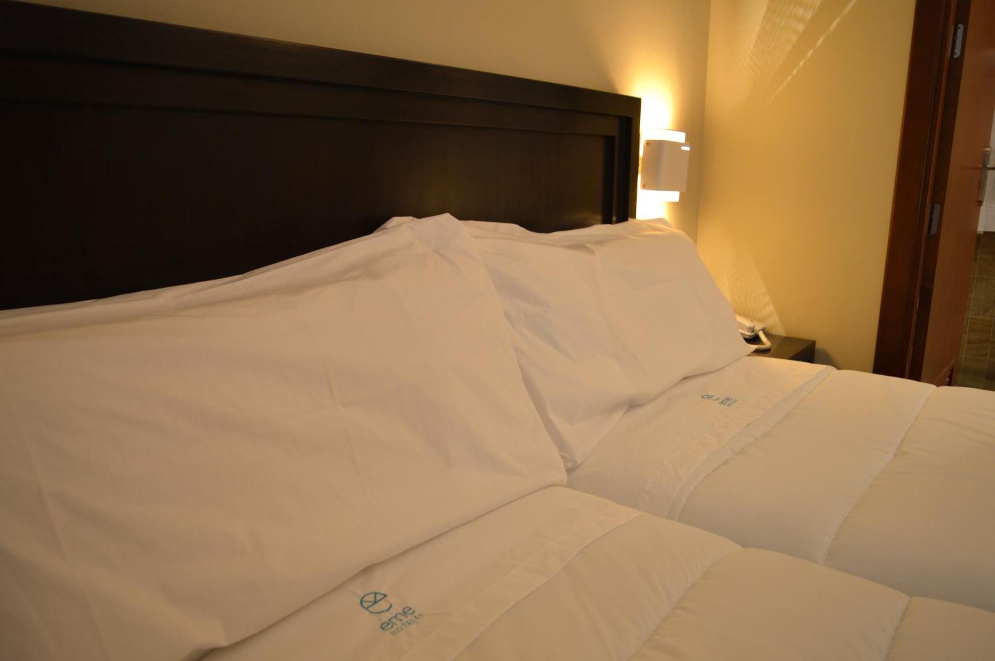 Hotel Baeza Monumental By Eme Hoteles المظهر الخارجي الصورة