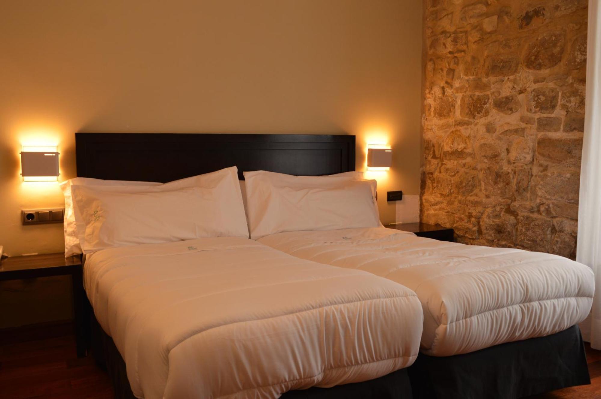 Hotel Baeza Monumental By Eme Hoteles المظهر الخارجي الصورة