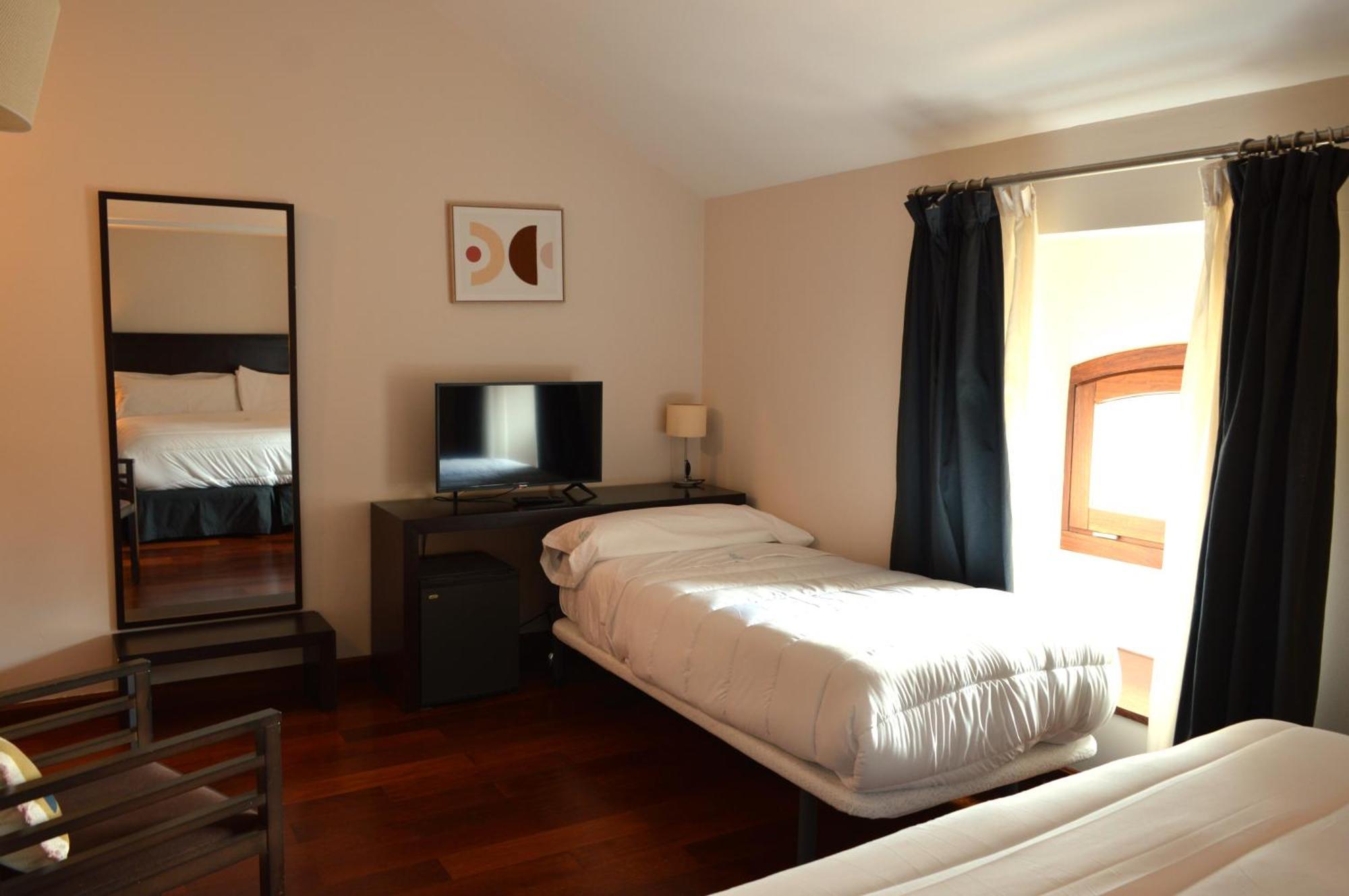 Hotel Baeza Monumental By Eme Hoteles المظهر الخارجي الصورة