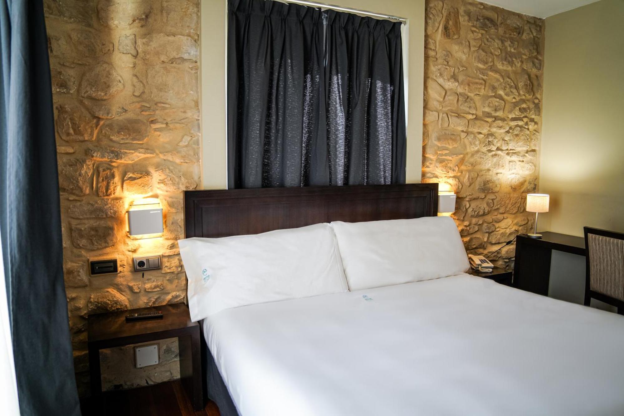 Hotel Baeza Monumental By Eme Hoteles المظهر الخارجي الصورة