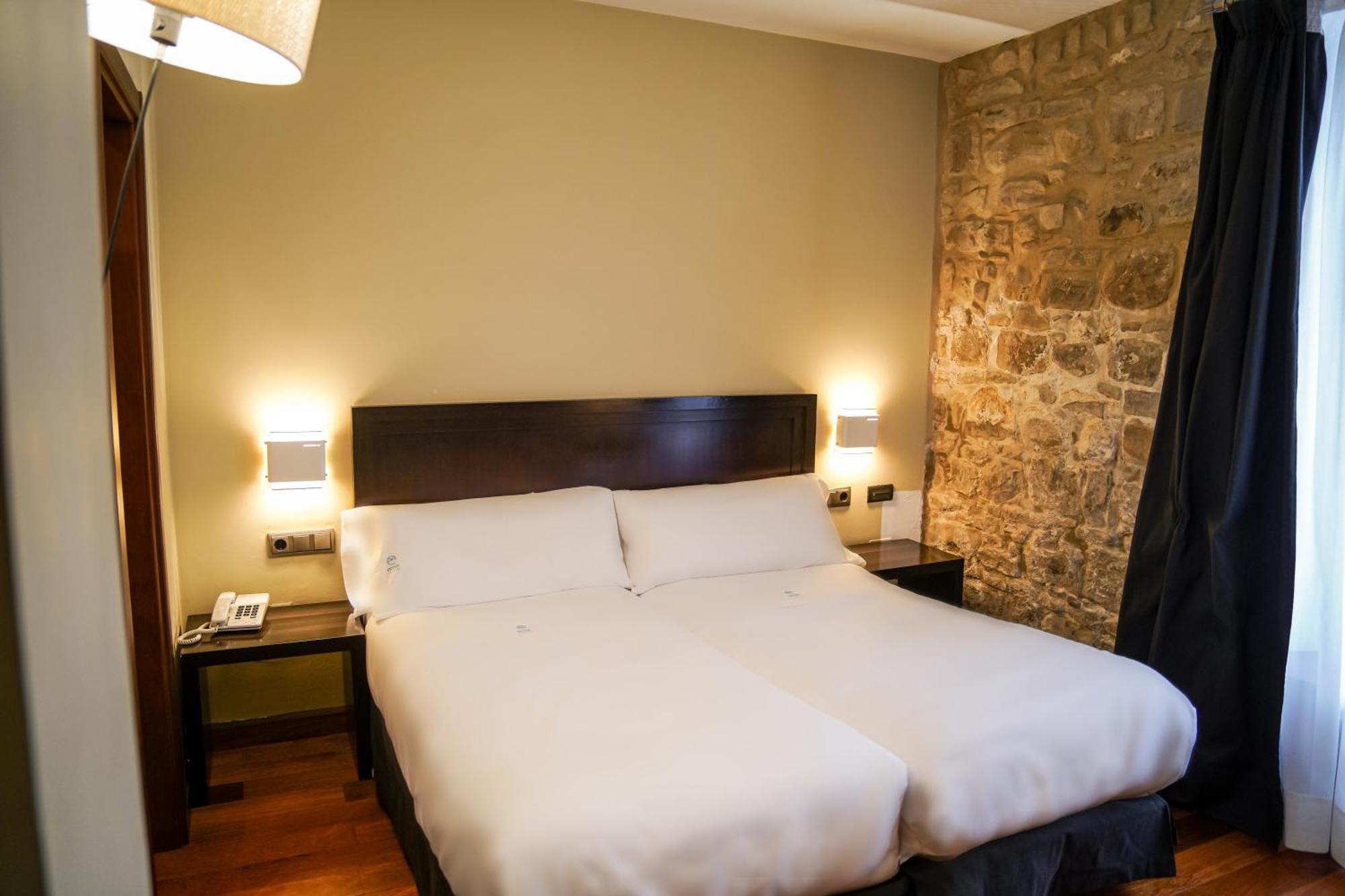 Hotel Baeza Monumental By Eme Hoteles المظهر الخارجي الصورة