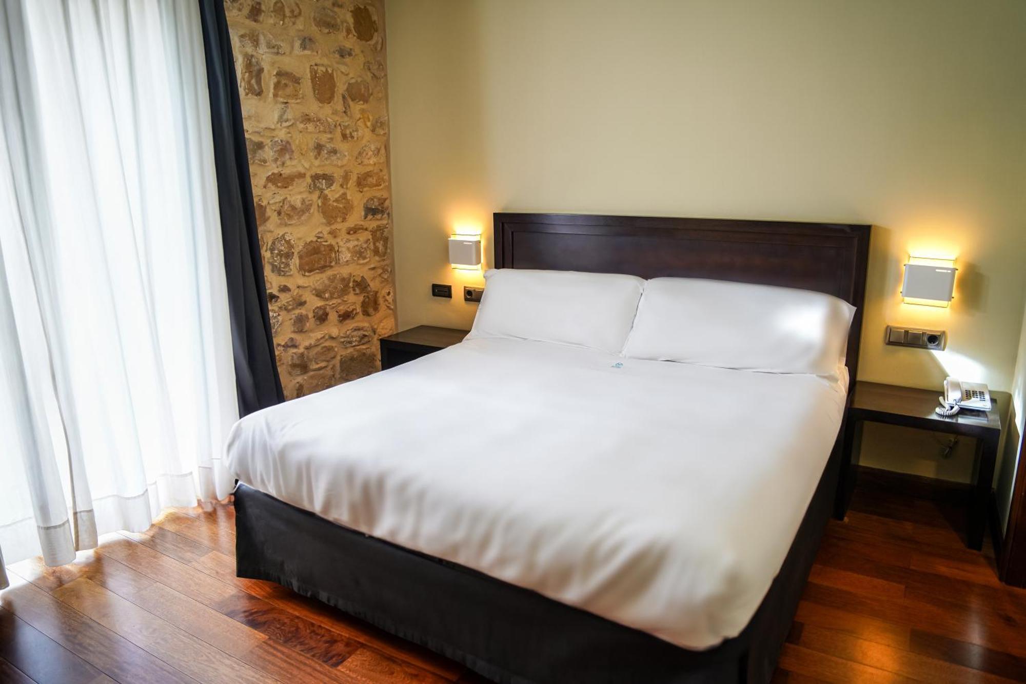 Hotel Baeza Monumental By Eme Hoteles المظهر الخارجي الصورة
