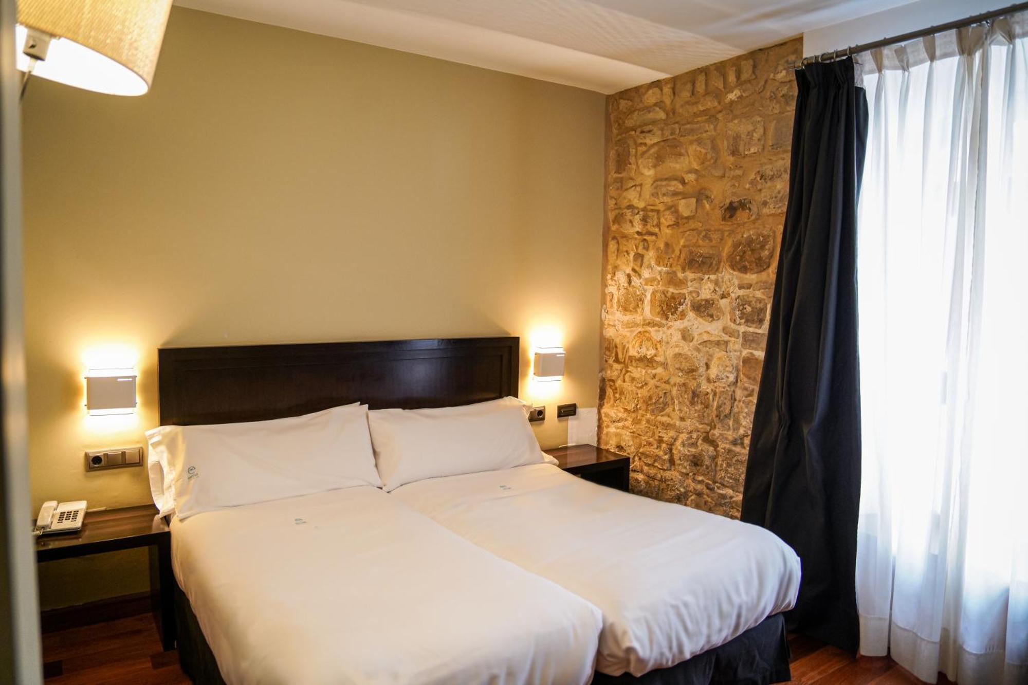 Hotel Baeza Monumental By Eme Hoteles المظهر الخارجي الصورة